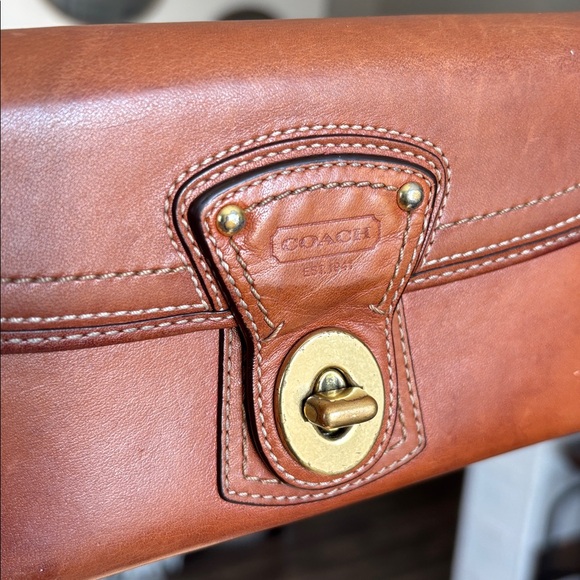 🫶🏽💳VTG COACH Legacy Turnlock Wallet💳🫶🏽 - Picture 4 of 16